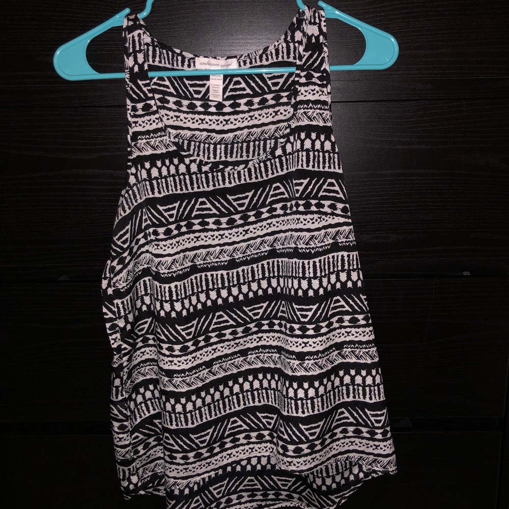 Black and white flowy tank